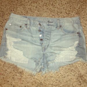 American Eagle short